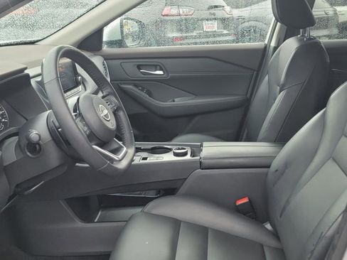 Used 2023 Nissan Rogue SV w/ SV Premium B Package AWD/4WD image 13