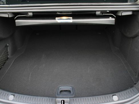 Used 2022 Mercedes-Benz E 350 Sedan w/ AMG Line Exterior image 27