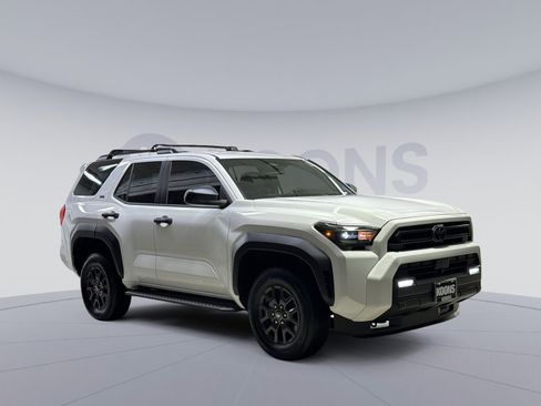 Used 2025 Toyota 4Runner SR5 image 14