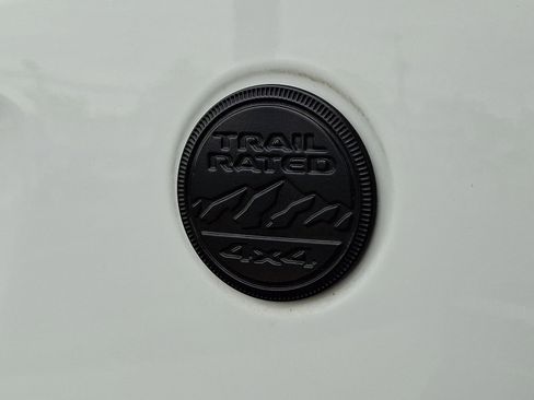 Used 2021 Jeep Wrangler Sport AWD/4WD image 32