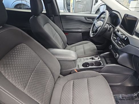 Used 2023 Ford Escape Active w/ Cold Weather Package image 10
