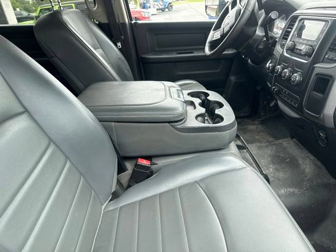 Used 2017 RAM 3500 Tradesman w/ Chrome Appearance Group AWD/4WD image 12