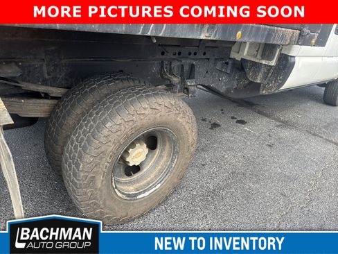 Used 2007 Chevrolet Silverado 3500 2WD Extended Cab w/ Heavy-Duty Power Package image 4