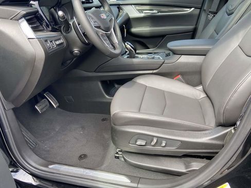 New 2026 Cadillac XT5 Sportv w/ LPO, Onyx Lite Package AWD/4WD image 21