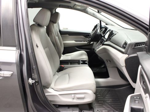 Used 2019 Honda Odyssey EX-L image 17