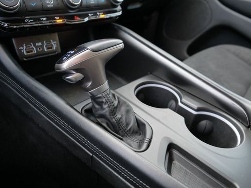 Certified 2022 Dodge Durango SXT image 24