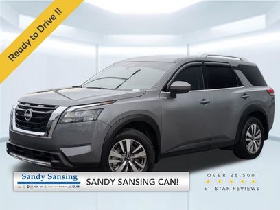 Used 2025 Nissan Pathfinder SL w/ Cargo Package