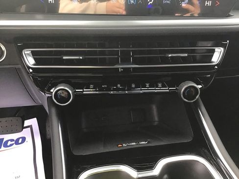 New 2026 Chevrolet Traverse LT w/ Driver Confidence Package image 42