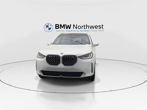 Used 2025 BMW X3 xDrive30 w/ Convenience Package AWD/4WD image 8