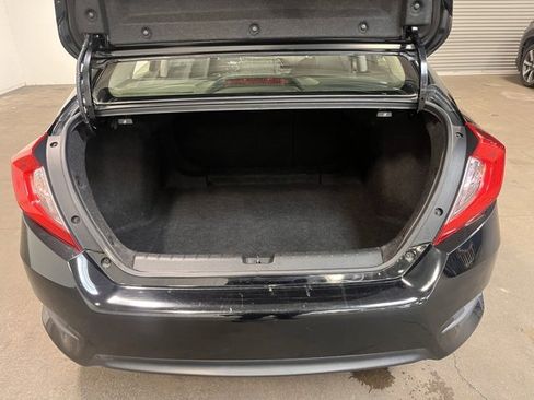 Used 2018 Honda Civic EX-T image 16