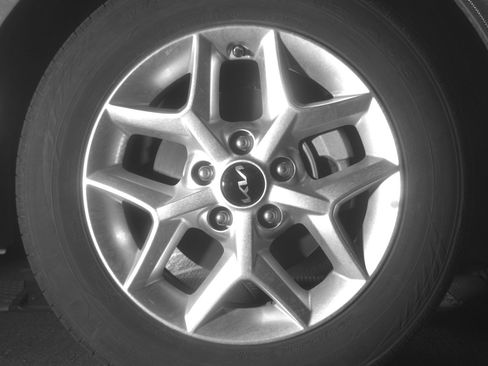 Used 2025 Kia Soul LX w/ LX Technology Package FWD image 13