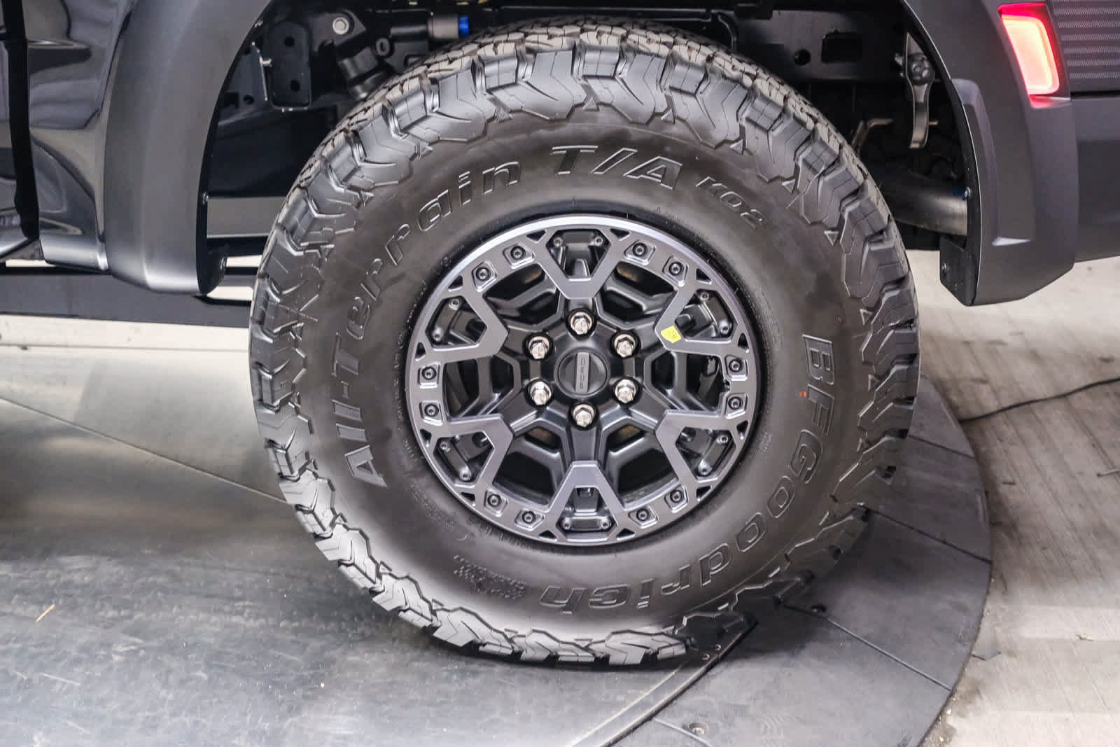 Used 2024 Ford F150 Raptor w/ Equipment Group 803A Raptor R AWD/4WD image 9
