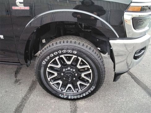 New 2025 RAM 2500 Limited image 16
