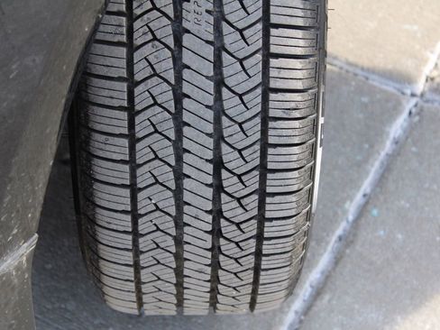 Used 2021 Ford EcoSport Titanium image 14