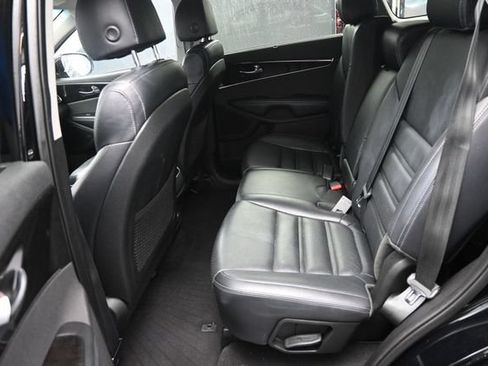 Used 2018 Kia Sorento EX AWD/4WD image 29