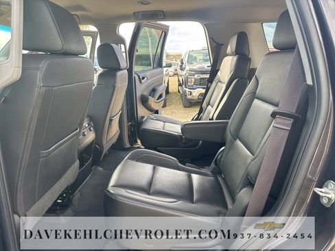 Used 2017 GMC Yukon SLT image 30