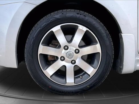 Used 2012 Nissan Sentra 2.0 SR w/ Special Edition Pkg FWD image 36