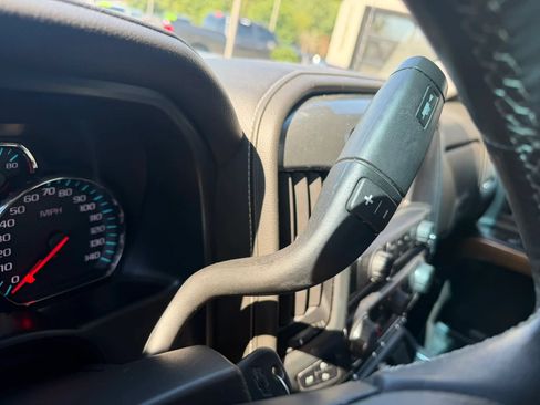 Used 2018 Chevrolet Silverado 1500 LTZ w/ Sport Package AWD/4WD image 23