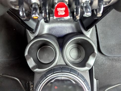 Used 2017 MINI Cooper S image 31