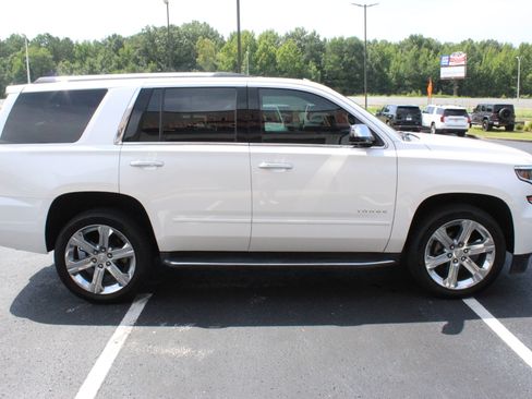Used 2019 Chevrolet Tahoe Premier RWD image 5