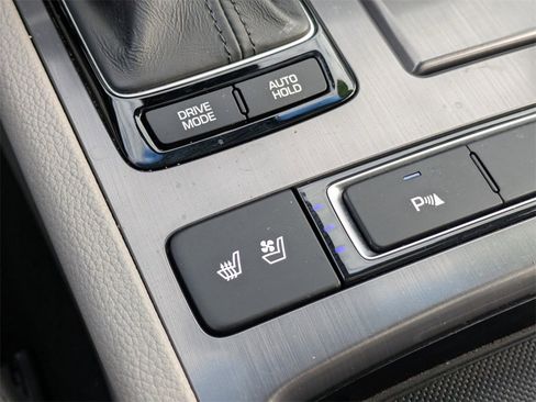 Used 2018 Genesis G80 3.8 w/ Option Group 02 image 22