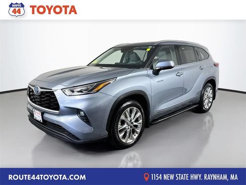 Used 2021 Toyota Highlander Limited AWD/4WD image 1
