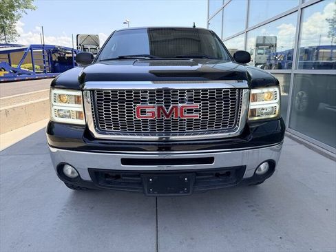 Used 2011 GMC Sierra 1500 SLE w/ Power Tech Package AWD/4WD image 3
