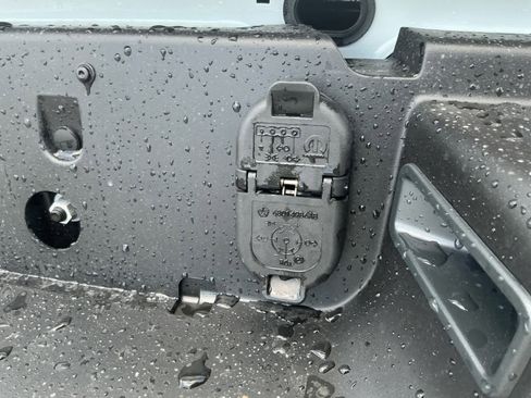 New 2025 RAM 2500 Tradesman image 21