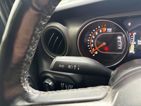 Used 2021 Jeep Gladiator Sport AWD/4WD image 20