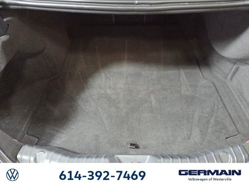 Used 2017 Jaguar XF R-Sport image 19