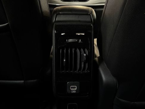 Used 2025 Jeep Compass Limited AWD/4WD image 12
