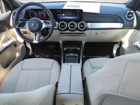 New 2026 Mercedes-Benz GLB 250 image 14