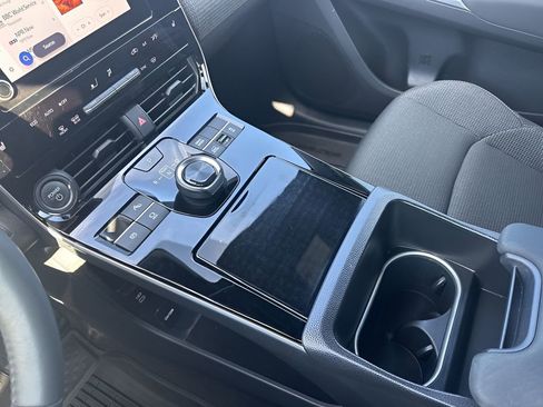 Used 2023 Subaru Solterra AWD image 15