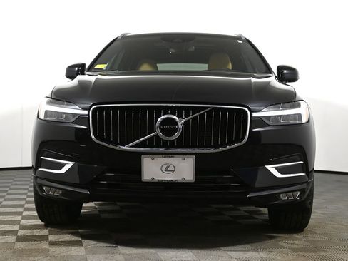 Used 2021 Volvo XC60 T5 Inscription w/ Climate Package image 10