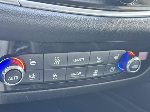 Used 2023 Buick Enclave Premium w/ Experience Buick Package image 21