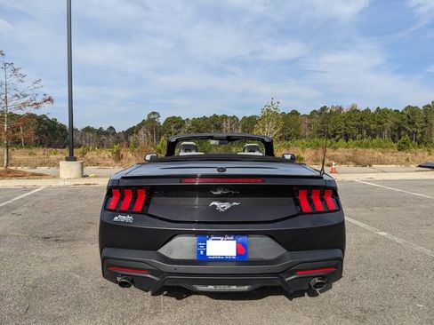 Used 2024 Ford Mustang Premium image 22