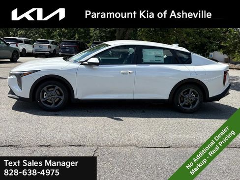 New 2026 Kia K4 FWD image 3