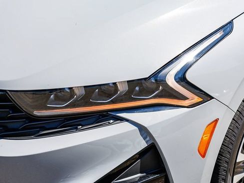 Used 2022 Kia K5 GT-Line w/ GT-Line FWD Premium Package image 8