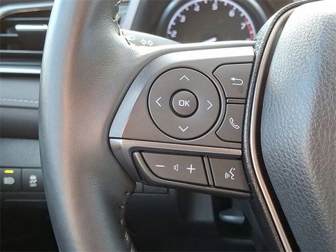 Used 2023 Toyota Camry SE image 21