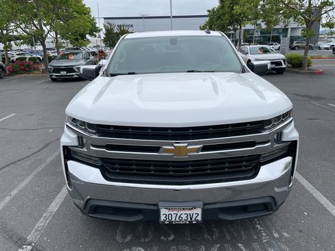 Used 2019 Chevrolet Silverado 1500 LT w/ All-Star Edition RWD image 2