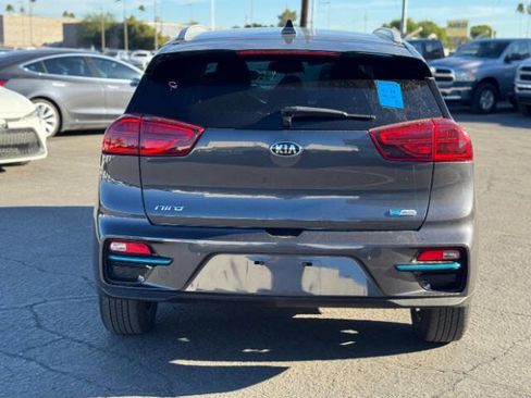 Used 2020 Kia Niro EX Premium image 4
