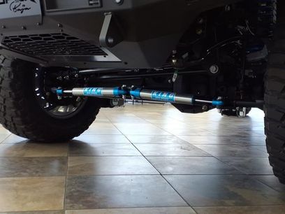 New 2026 Ford F250 Lariat w/ Black Appearance Package