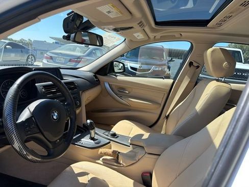Used 2012 BMW 328i Sedan RWD image 3
