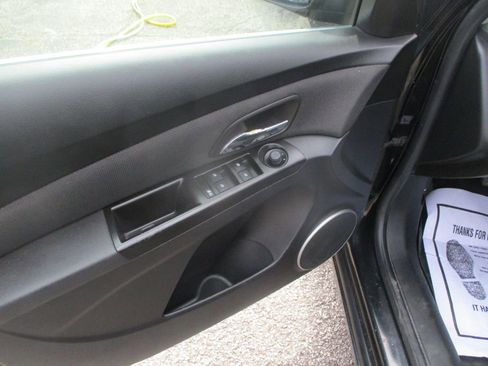 Used 2012 Chevrolet Cruze LT image 8