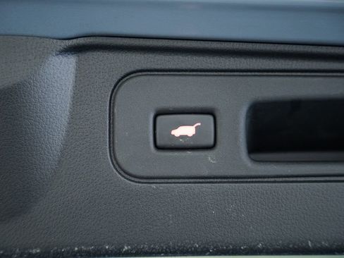 Used 2023 Honda Passport EX-L image 10