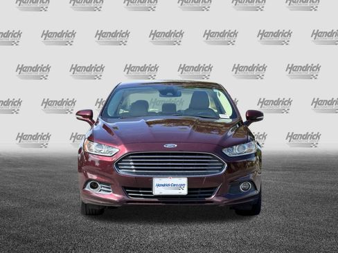 Used 2013 Ford Fusion SE FWD image 10