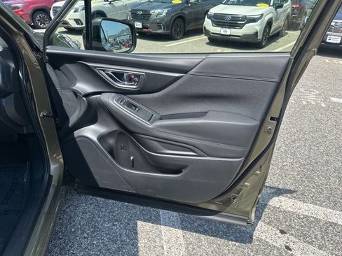 Used 2022 Subaru Forester Premium image 18