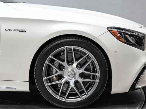 Used 2019 Mercedes-Benz S 63 AMG 4MATIC Cabriolet w/ Driver Assistance Package image 58