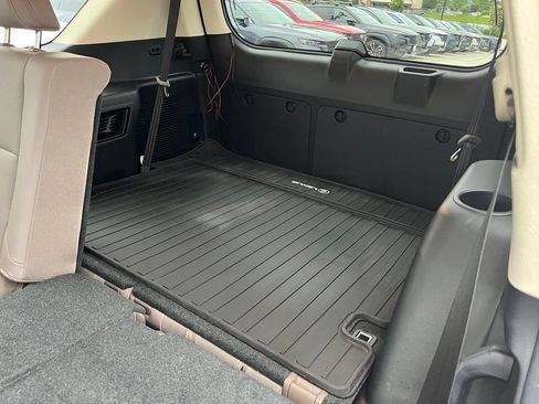 Used 2022 Lexus GX 460 Premium w/ Premium Package AWD/4WD image 14