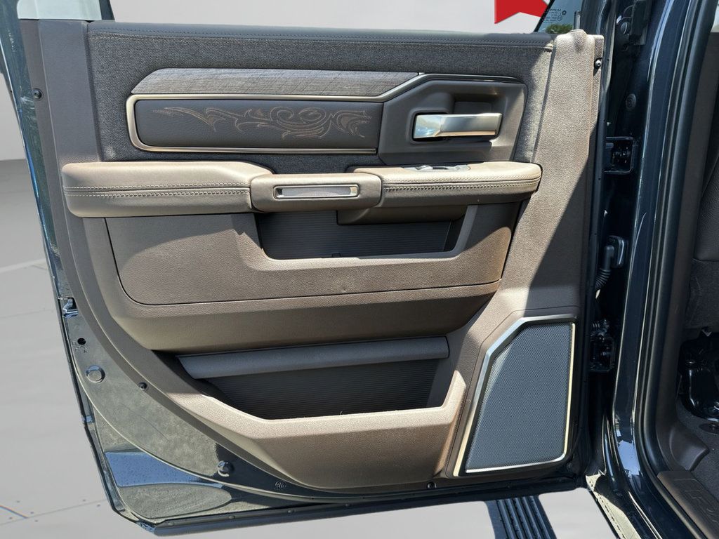 New 2027 RAM 2500 Limited AWD/4WD image 27